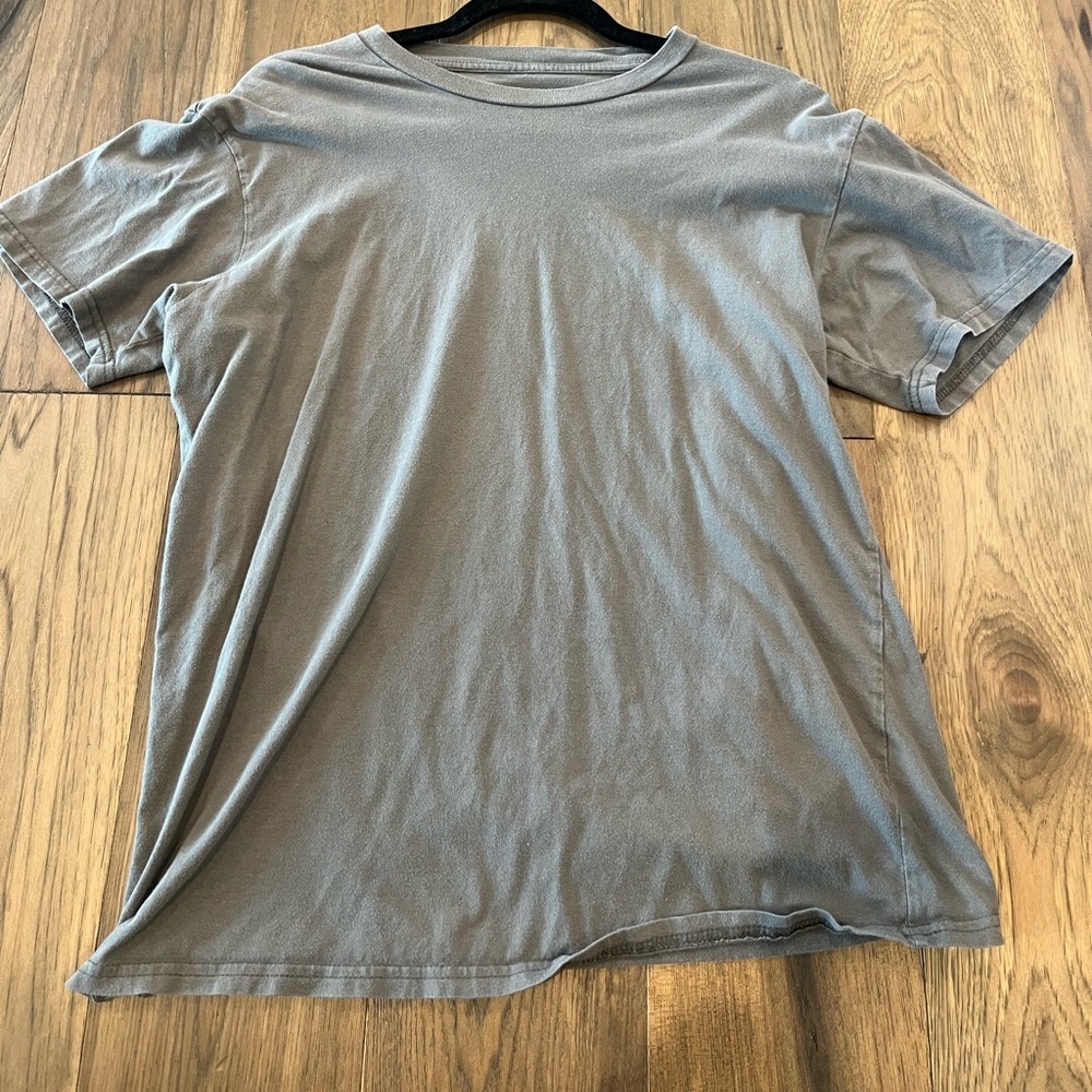 Youth T-Shirt
Size Xl
Gap